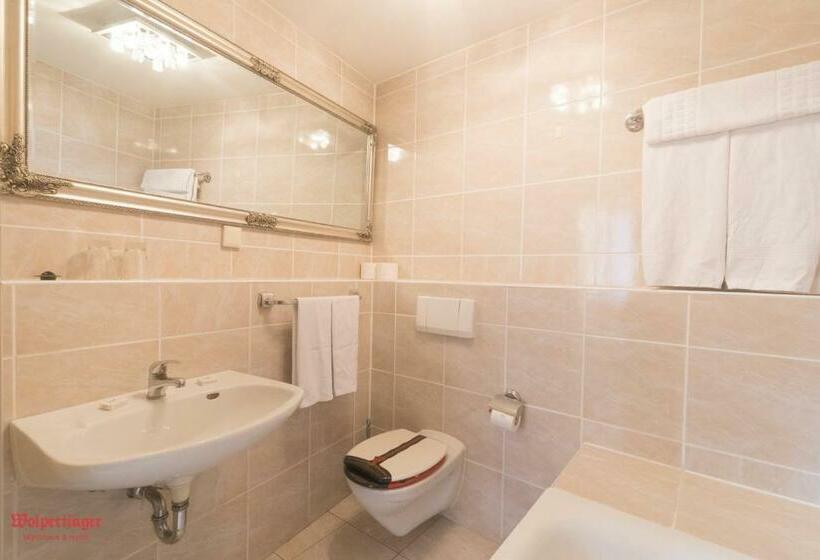 호텔 Wirtshaus Wolpertinger