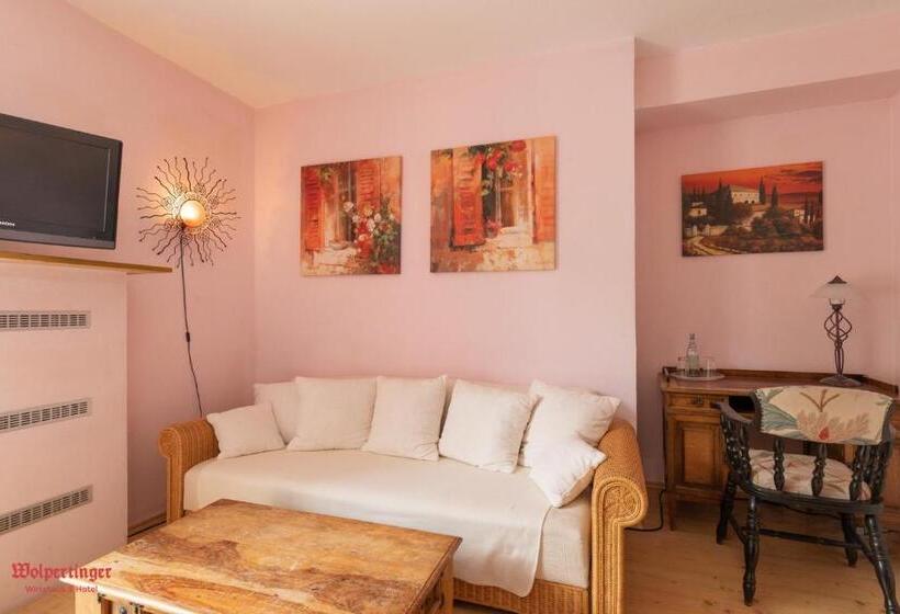 בית מלון כפרי Wirtshaus Wolpertinger