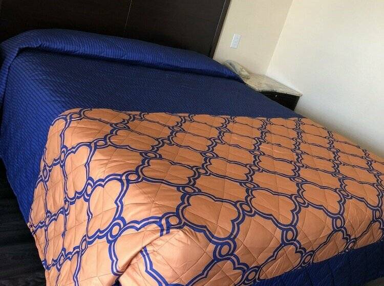 فندق على الطريق Bayshore Inn