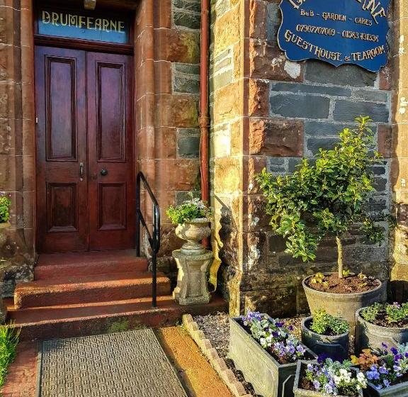 بنسيون Drumfearne Guesthouse & Tearoom