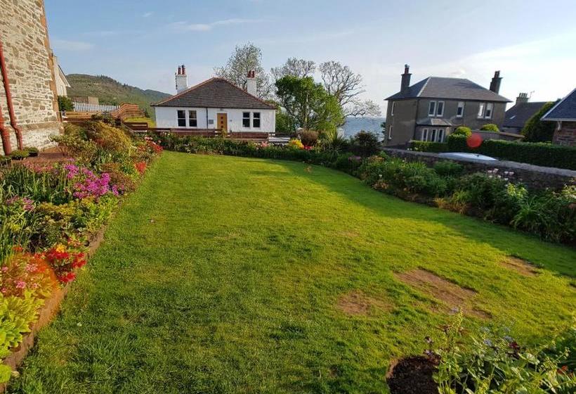 بنسيون Drumfearne Guesthouse & Tearoom