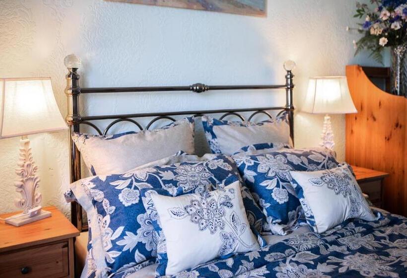 بنسيون Drumfearne Guesthouse & Tearoom