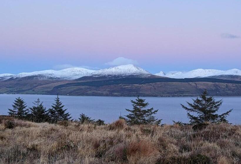 بنسيون Drumfearne Guesthouse & Tearoom