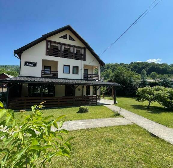 Пансион Gama Restaurant Cazare