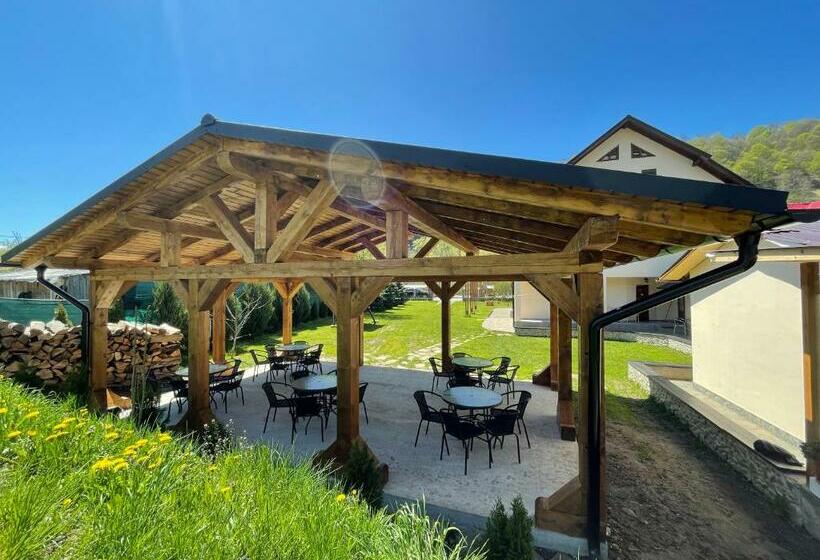 Пансион Gama Restaurant Cazare