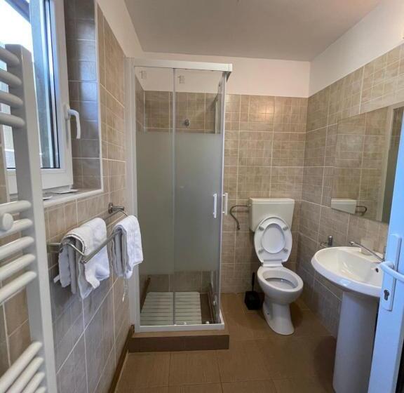 Пансион Gama Restaurant Cazare