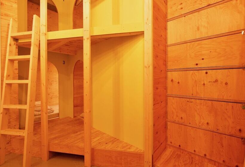 ペンション Ishigaki Guesthouse Hive