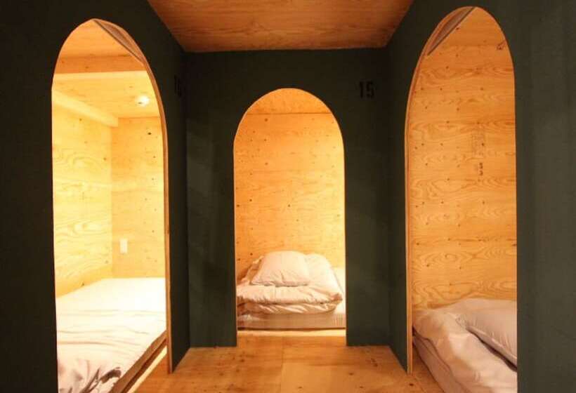 ペンション Ishigaki Guesthouse Hive