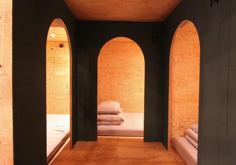 ペンション Ishigaki Guesthouse Hive