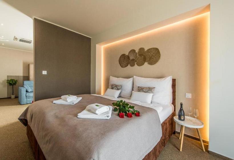 ペンション Penzion Zenit