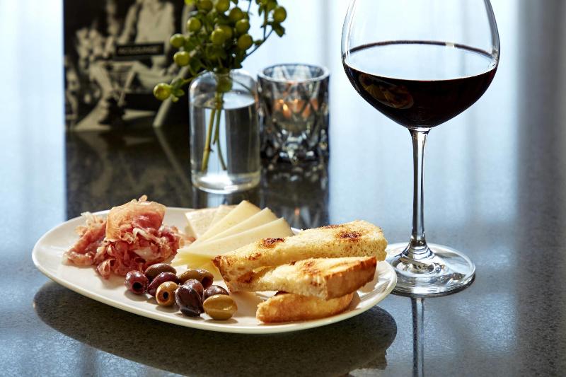 Ac Hotel By Marriott Sunnyvale Cupertino