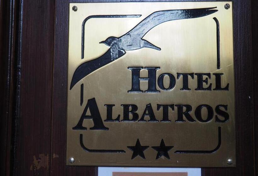Отель Albatros