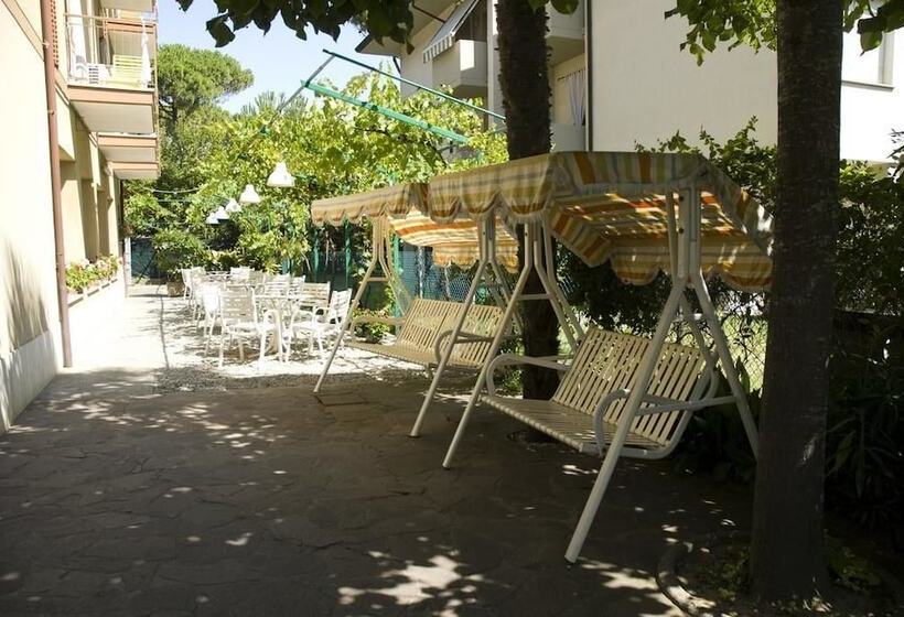 فندق Albergo Carezza