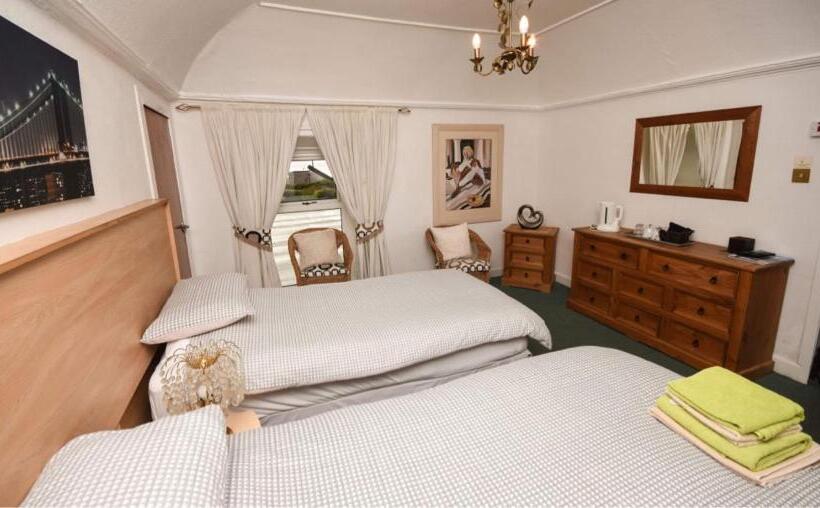 בית מלון כפרי Burntisland Sands