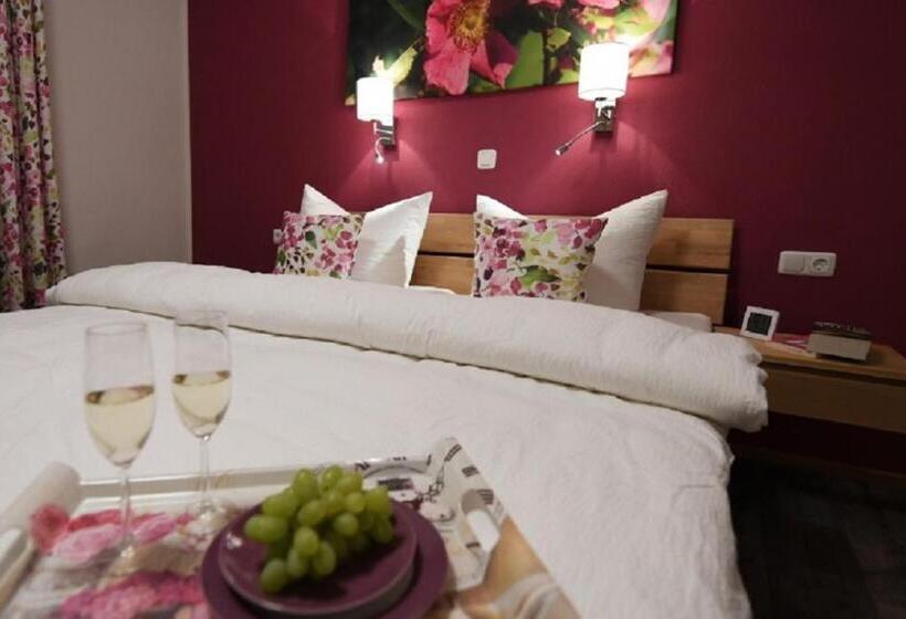 ホテル Ferienbauernhof Schuler