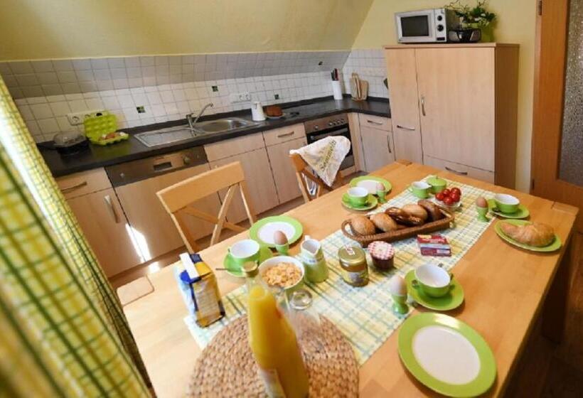 ホテル Ferienbauernhof Schuler