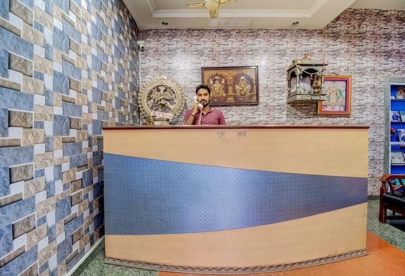 Отель Spot On 47255 Annakilly Tower Guest House