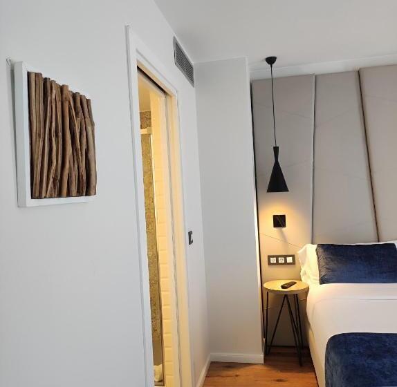 Отель Taverna De La Sal Boutique