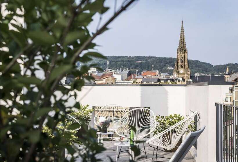 בית מלון כפרי Intelier Victoria