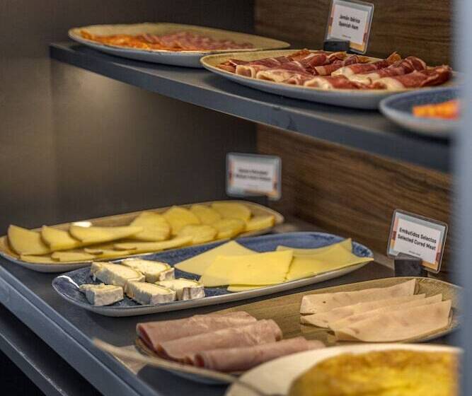 فندق Intelier Victoria