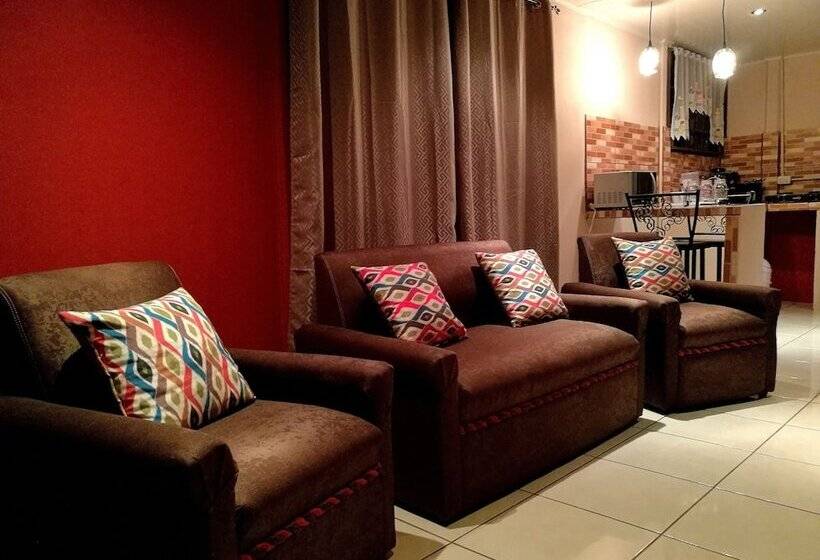 פנסיון Bamboo House La Fortuna