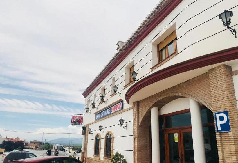 פנסיון Hostal Restaurante Ecuador