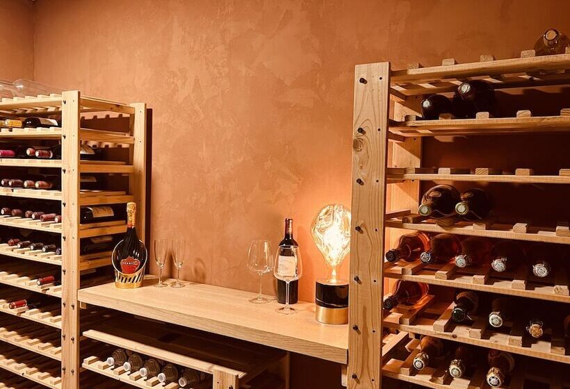 ペンション Maison Lavaud