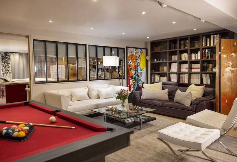 ペンション Maison Lavaud