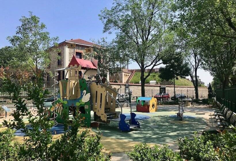 ペンション Maison Lavaud