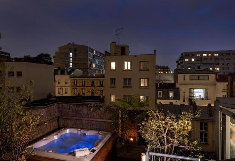 ペンション Maison Lavaud