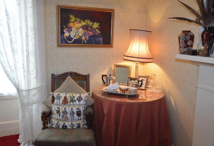 ペンション Scaurbridge House