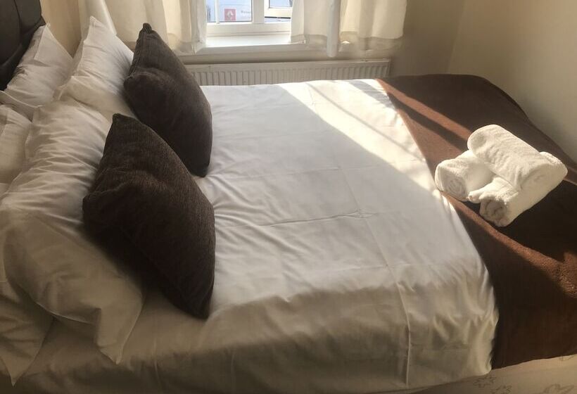 بنسيون Tavistock House