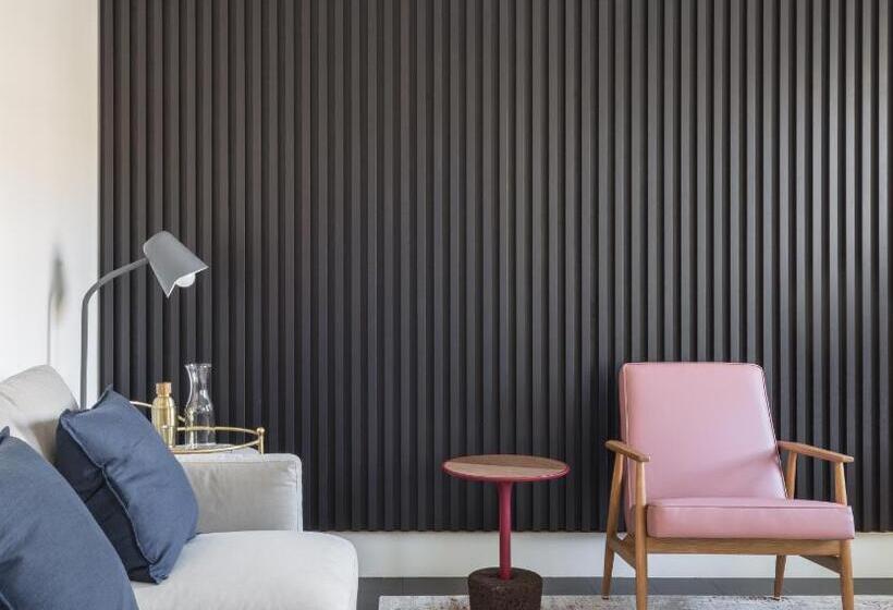 The Moorgate By Cove