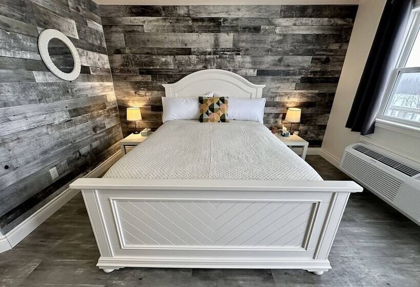 فندق صغير Cheticamp Outback Inn