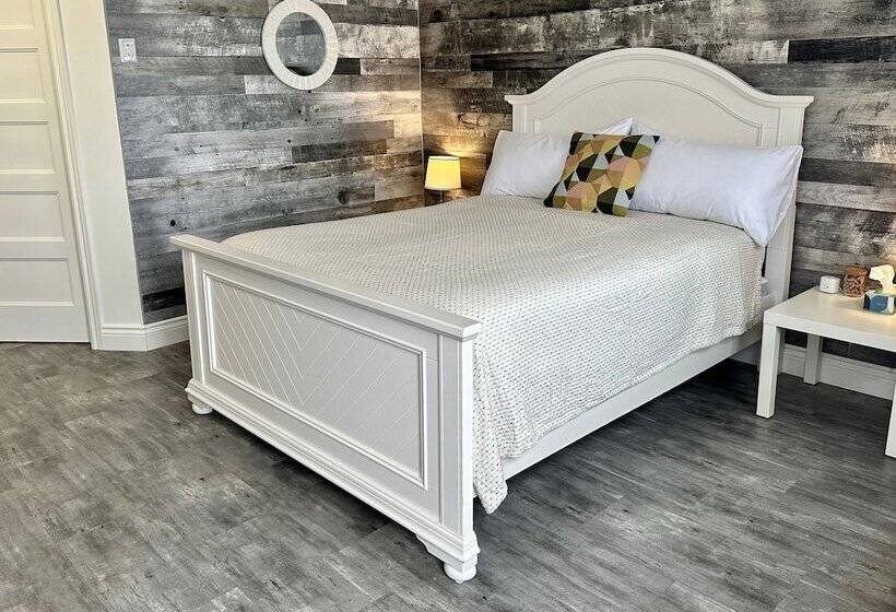 فندق صغير Cheticamp Outback Inn