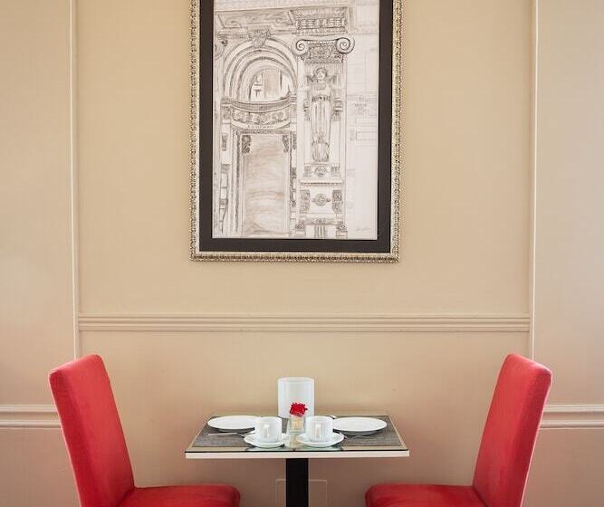 هتل Hnn Luxury Suites