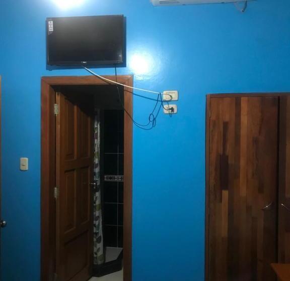 פנסיון Amazon Dream Hostel With Ac And Starlink