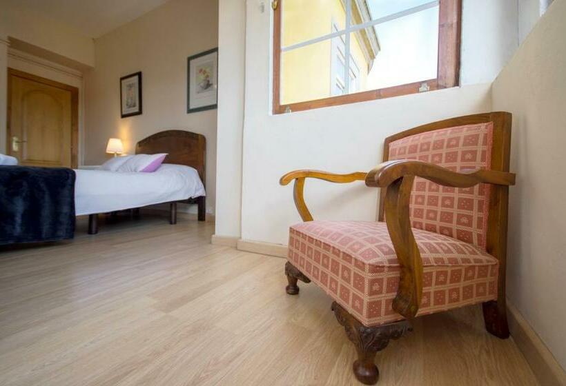 Пансион La Posada De La Casona De Sarria