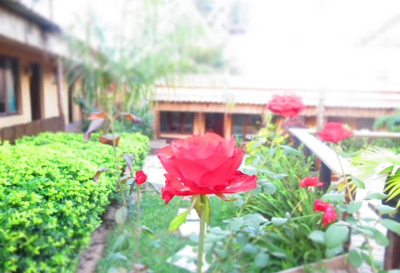 住宿加早餐  Nkanhi Centro De Conferências E