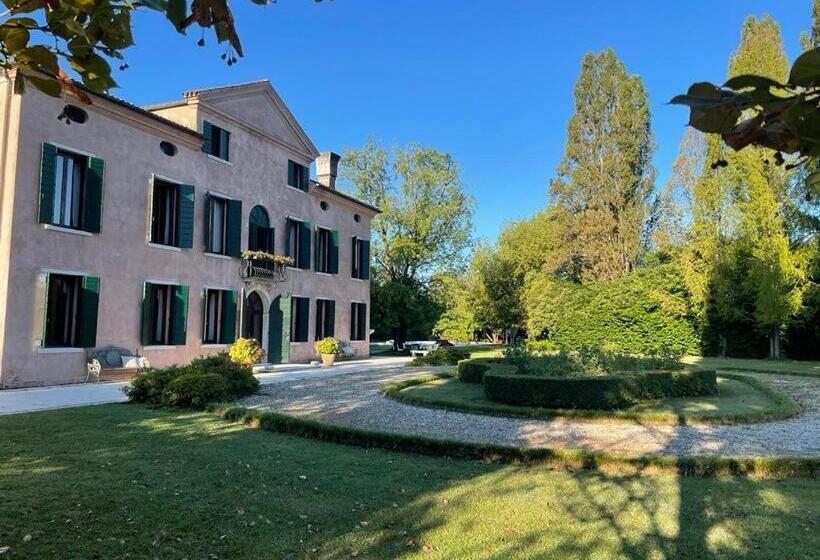 مبيت وإفطار Villa Irene