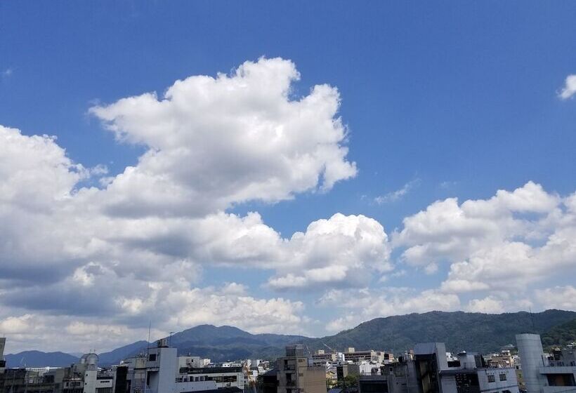 カプセルホテル Glansit Kyoto Kawaramachi