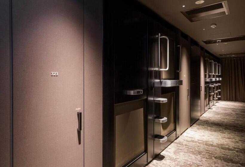 カプセルホテル Glansit Kyoto Kawaramachi