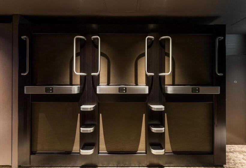 カプセルホテル Glansit Kyoto Kawaramachi