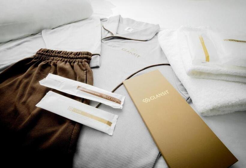 カプセルホテル Glansit Kyoto Kawaramachi