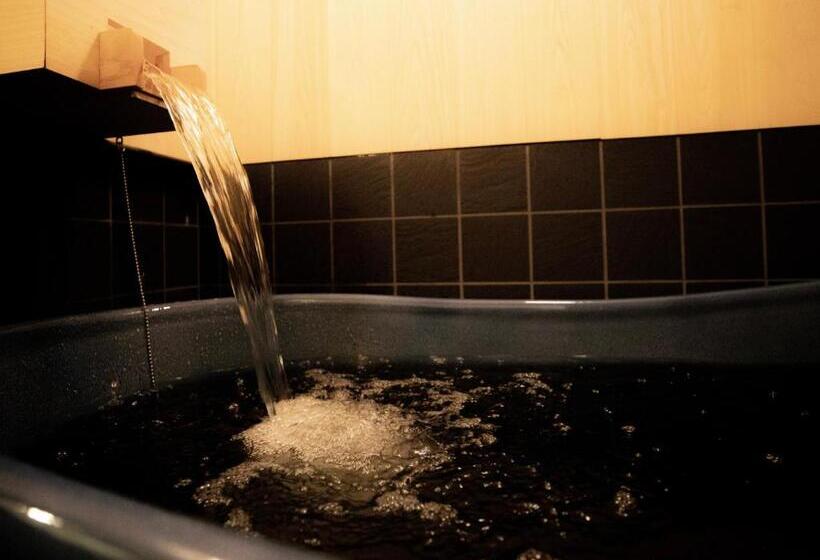 カプセルホテル Glansit Kyoto Kawaramachi