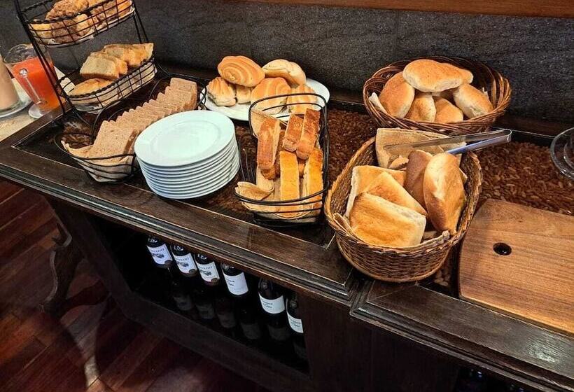 هتل Santa Mónica