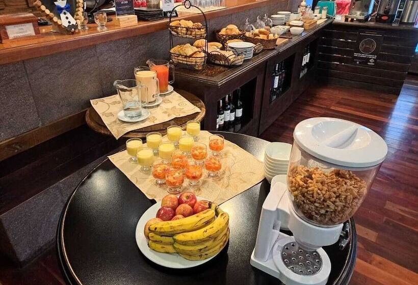 هتل Santa Mónica