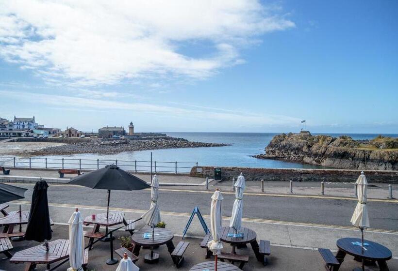 בית מלון כפרי The Waterfront