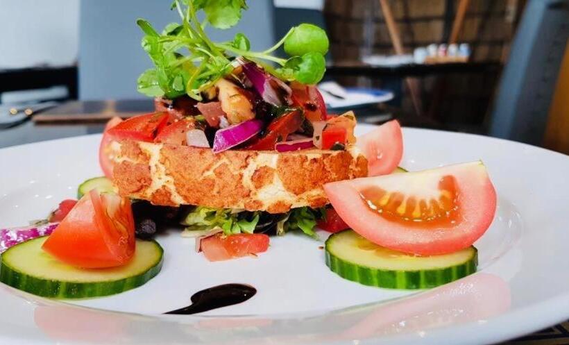 בית מלון כפרי The Waterfront