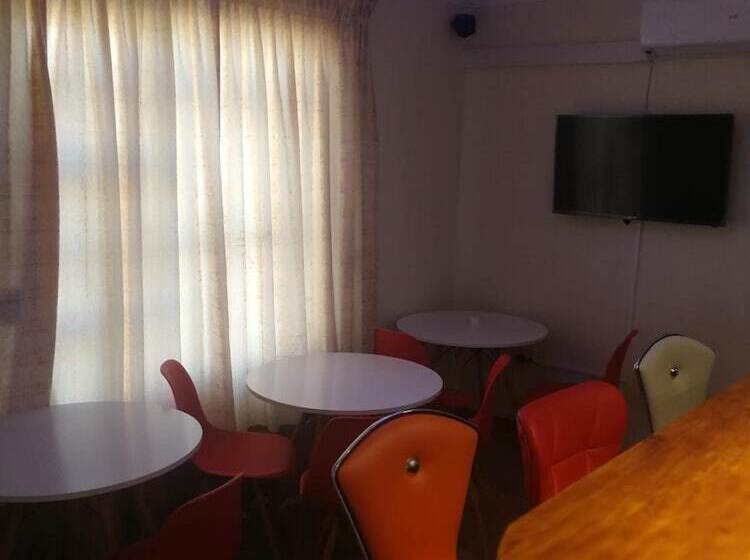 بنسيون Heaven At Fountain Street Guest House